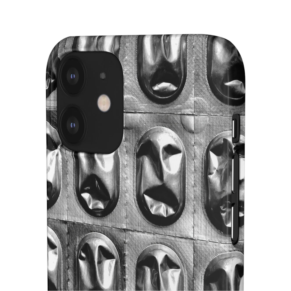 Metallic Mask Grid Snap Case