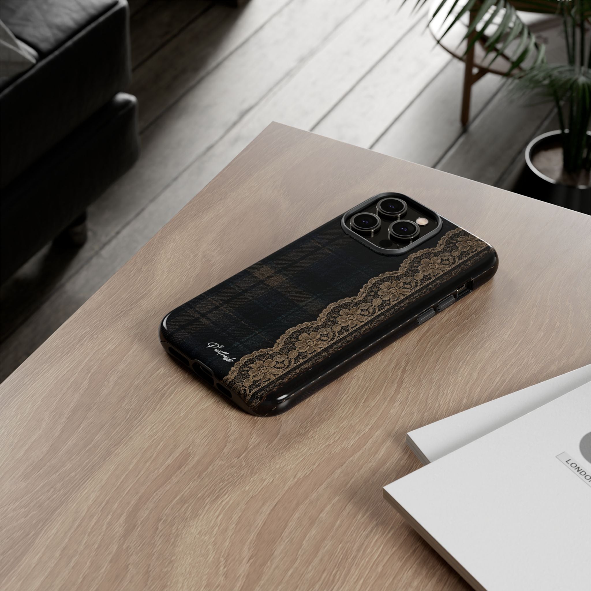 Vintage Lace Accent Tough Case