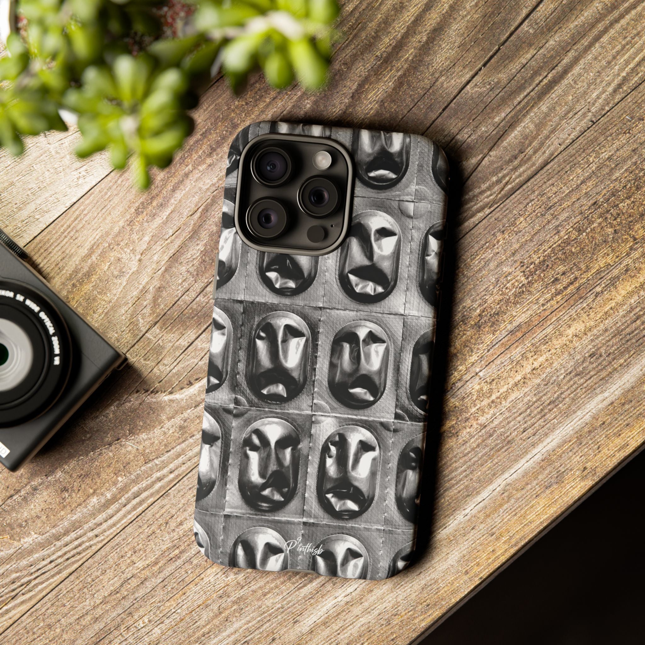 Metallic Mask Grid Tough Case