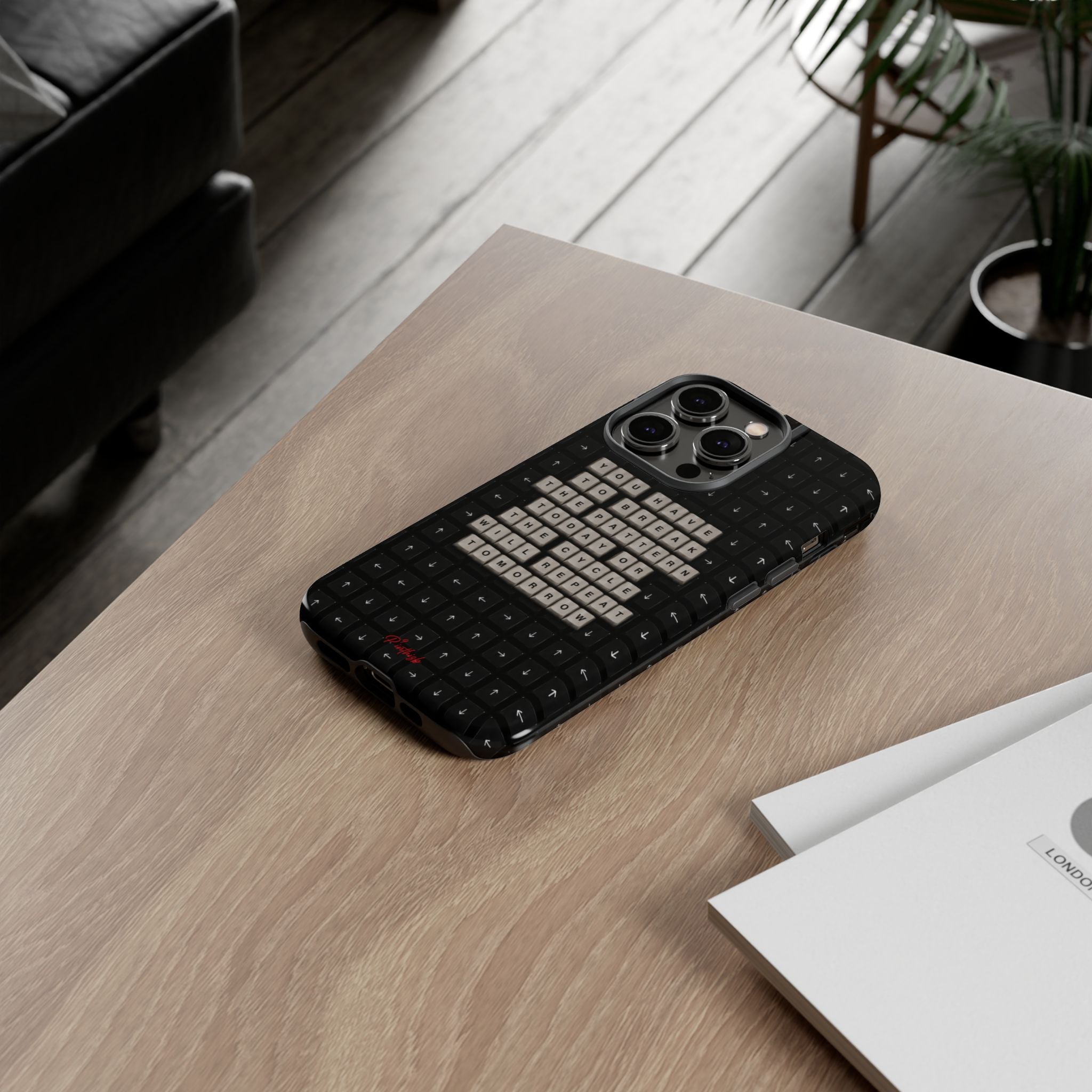 "Break the pattern" Keyboard Tough Case