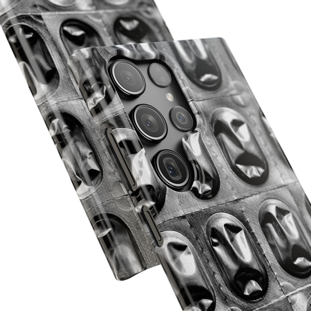 Metallic Mask Grid Snap Case