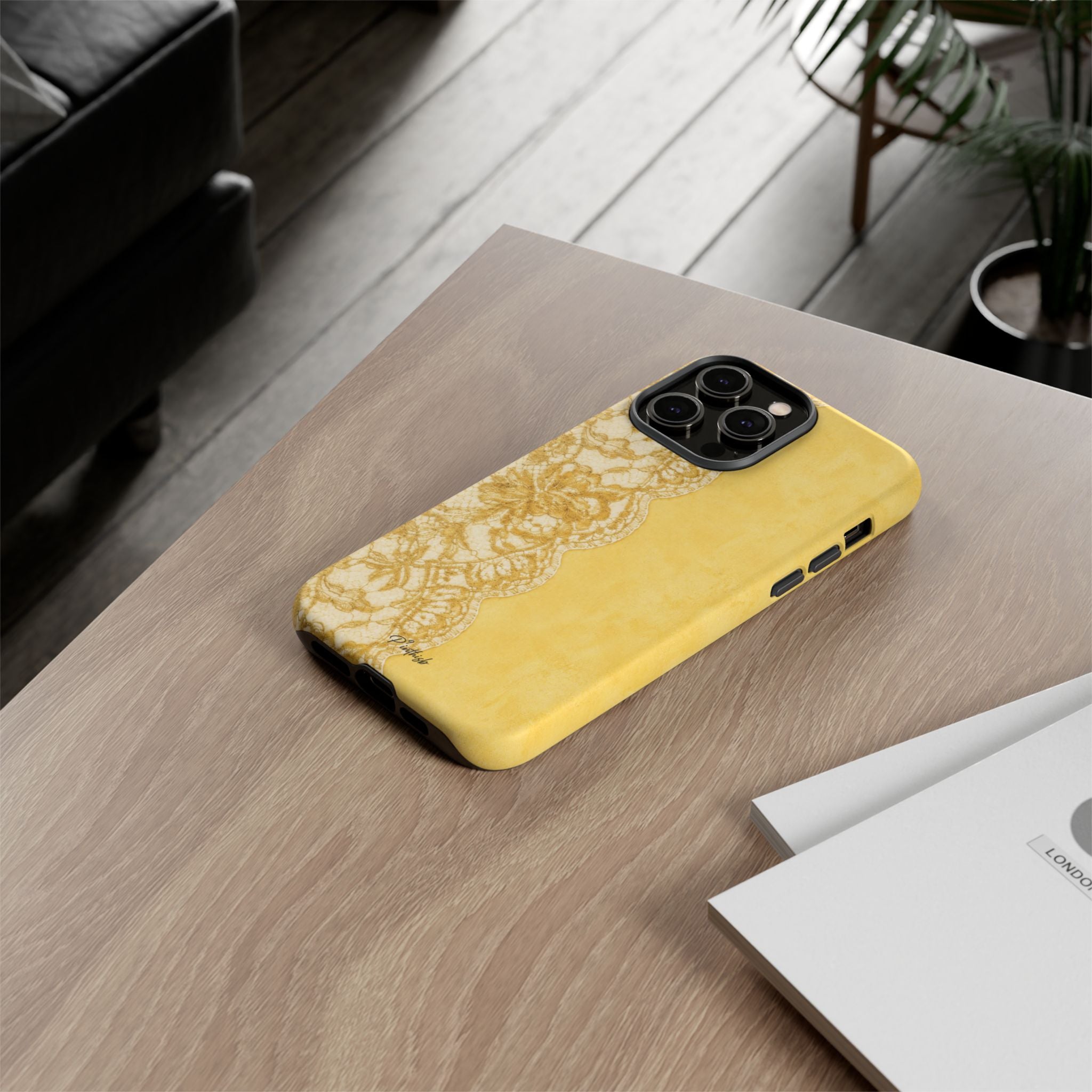 Yellow Vintage Lace Tough Case