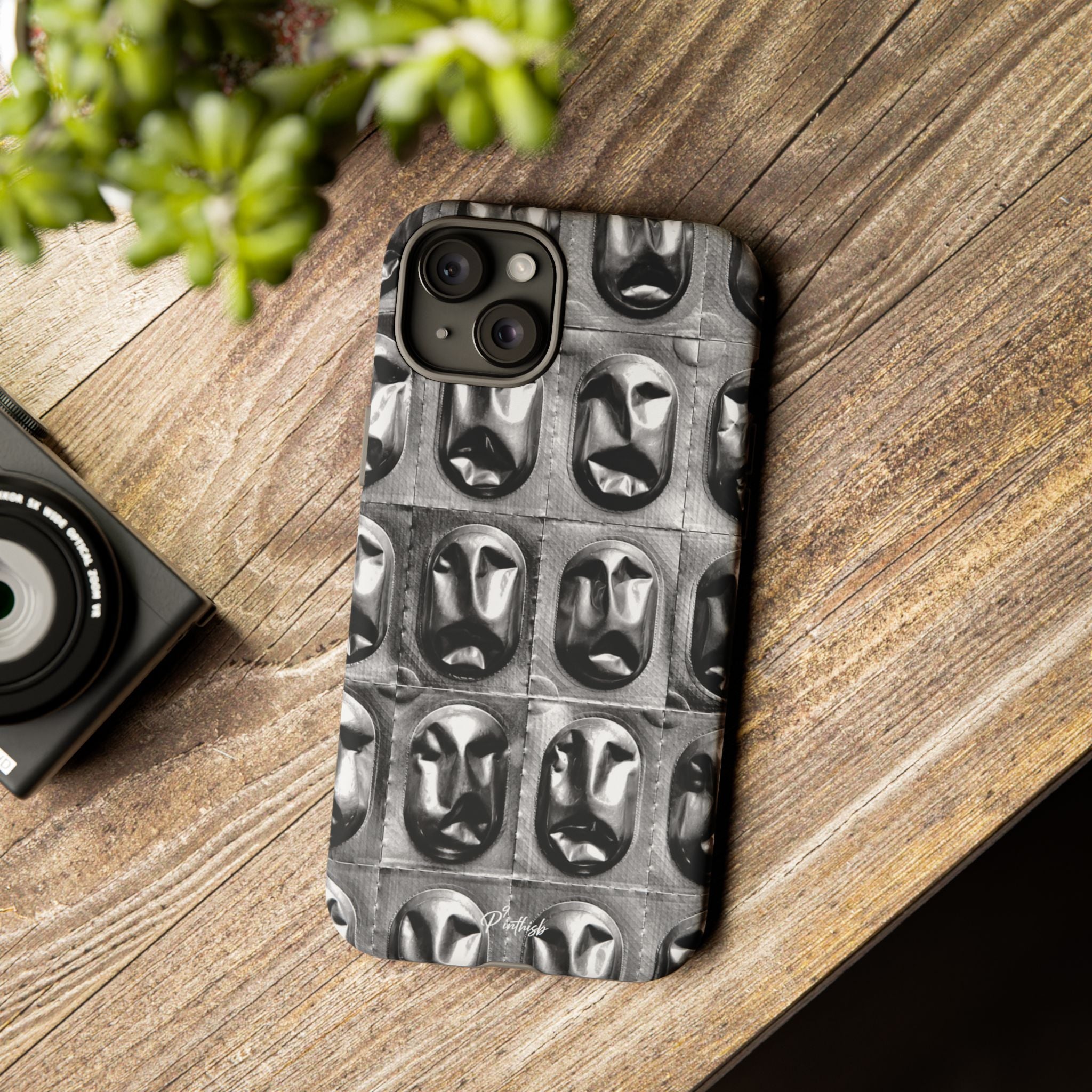 Metallic Mask Grid Tough Case