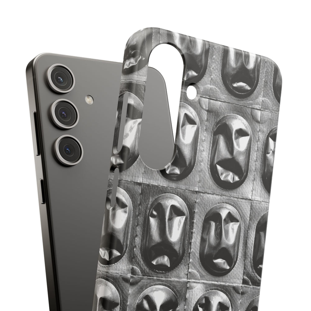 Metallic Mask Grid Snap Case