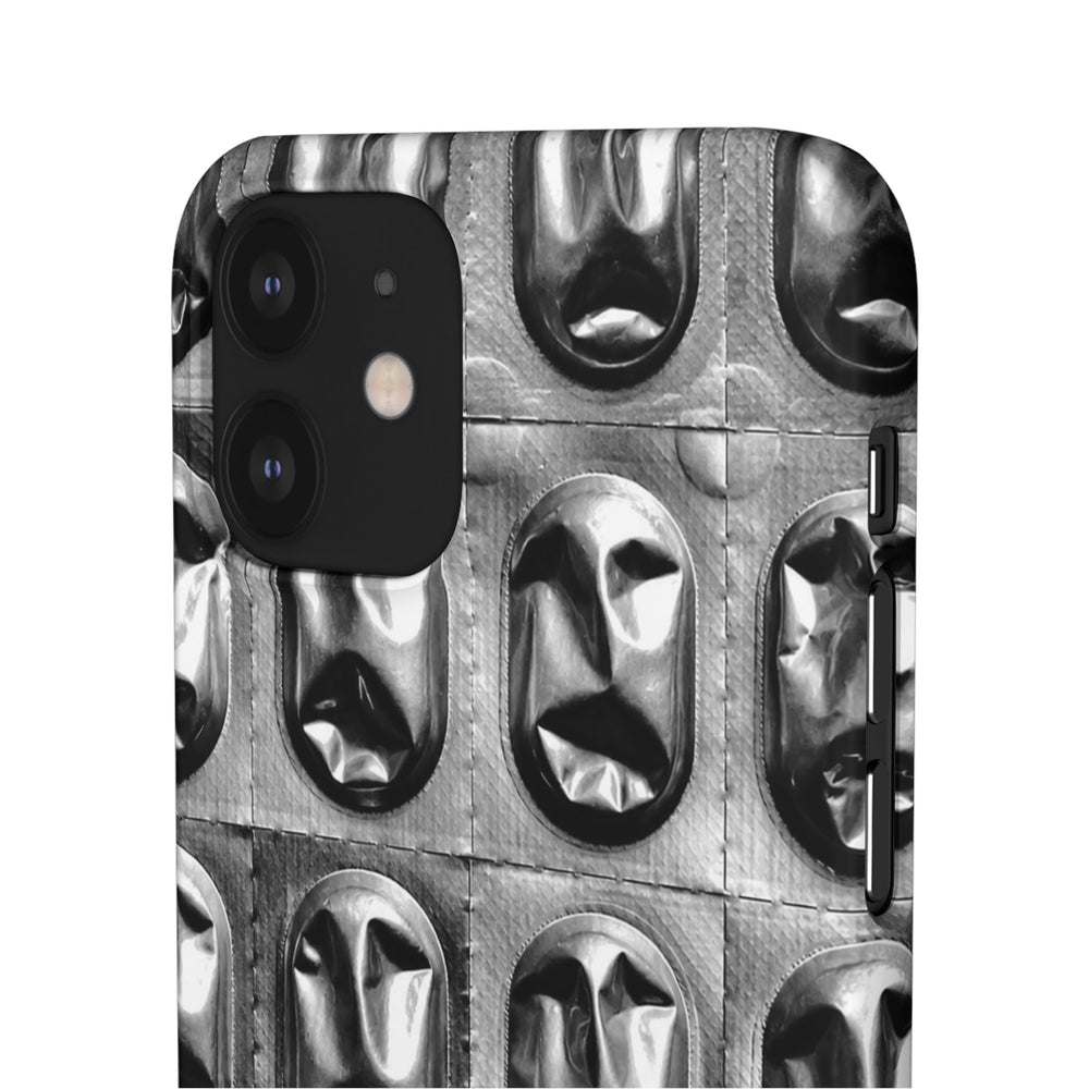 Metallic Mask Grid Snap Case