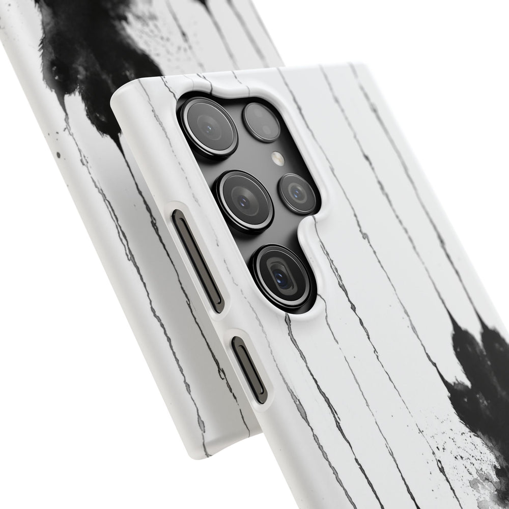 Black Ink Paw Print Snap Case