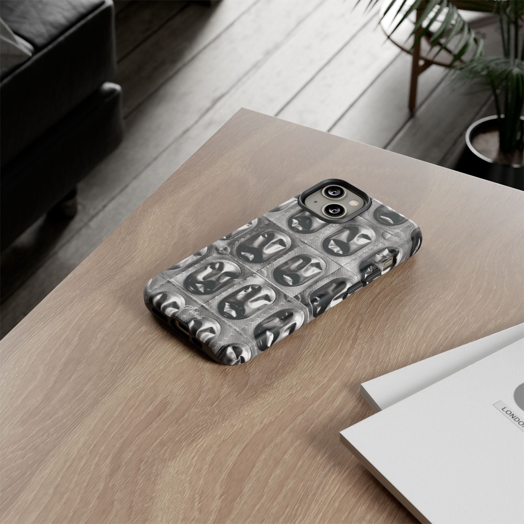 Metallic Mask Grid Tough Case