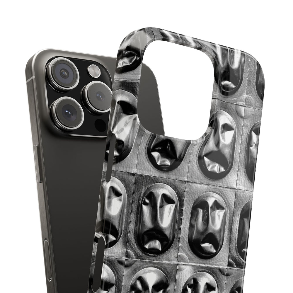 Metallic Mask Grid Snap Case