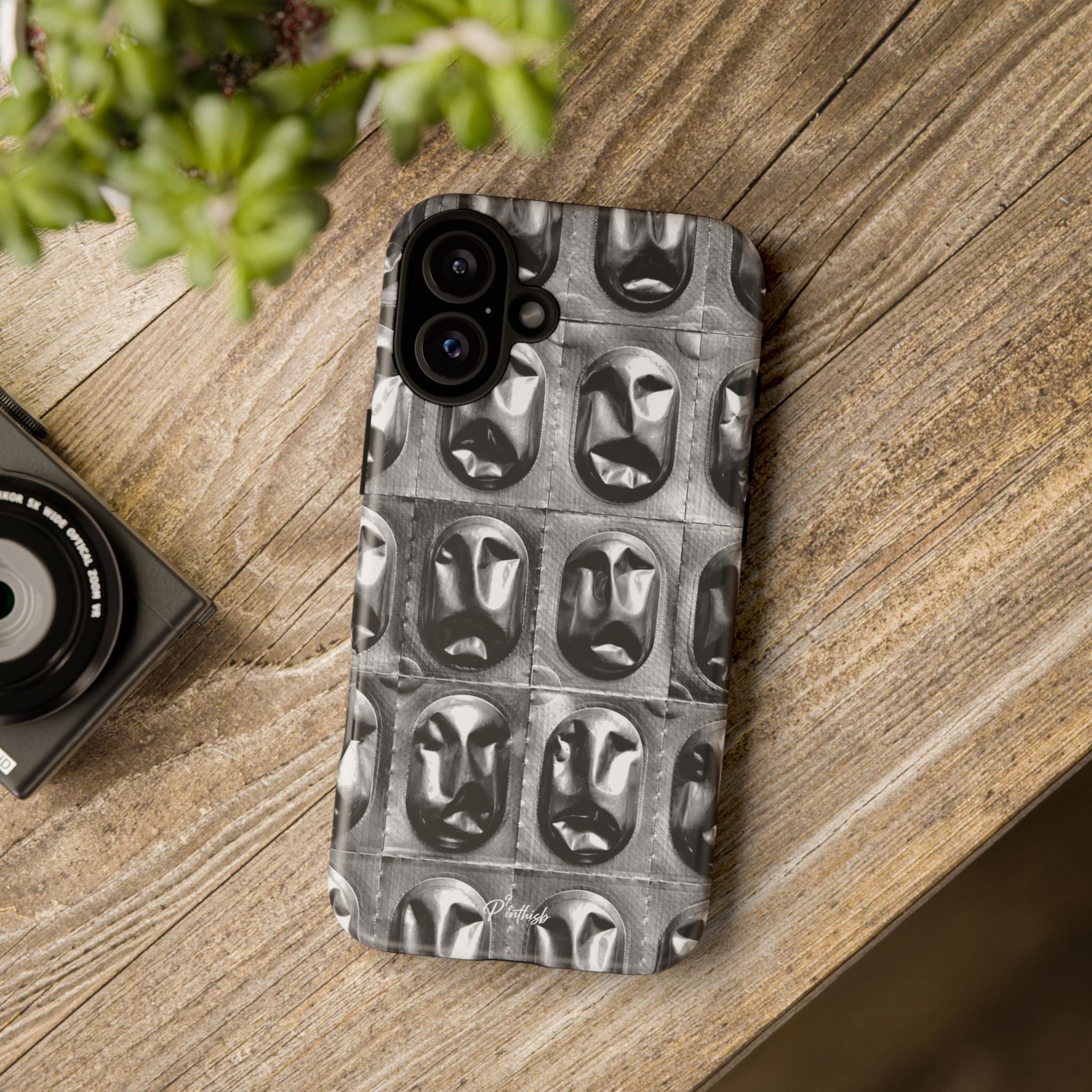 Metallic Mask Grid Tough Case